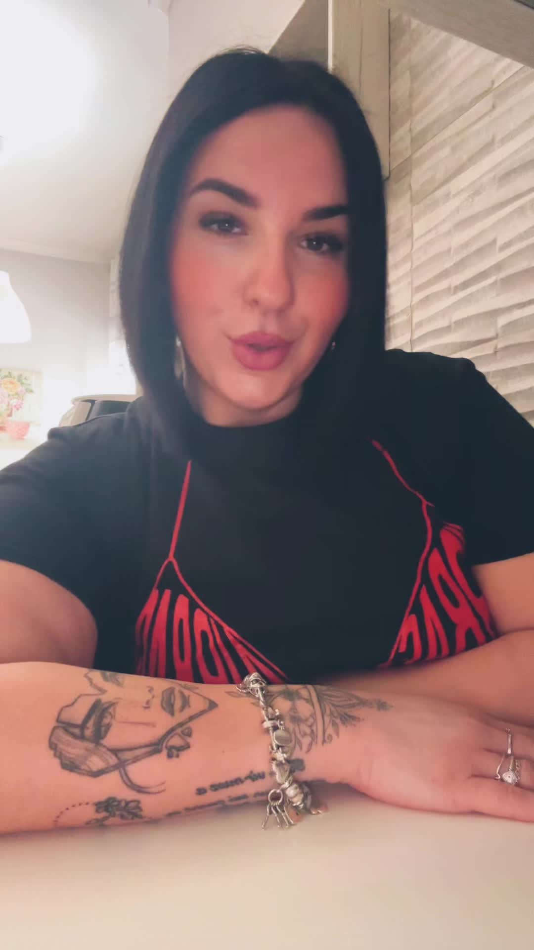 @Lia