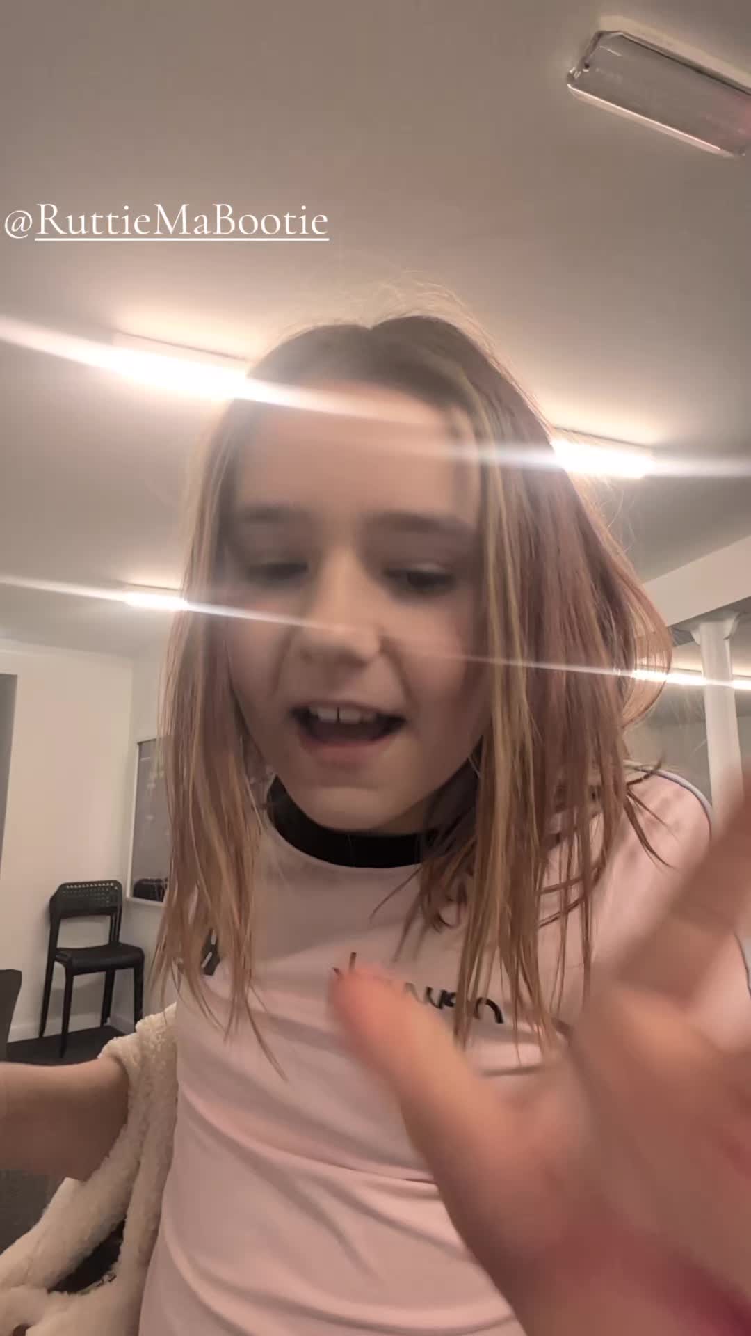 @Clair_Foster