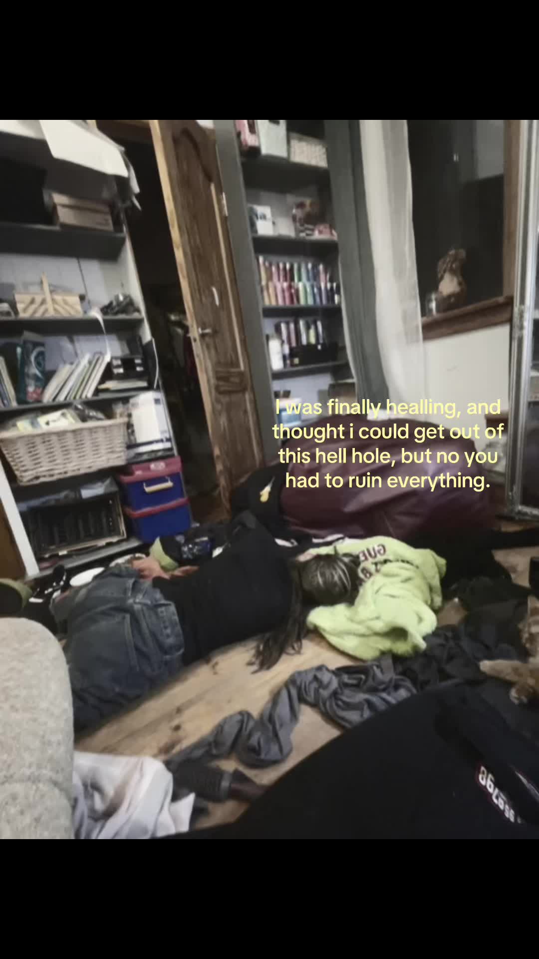 @️