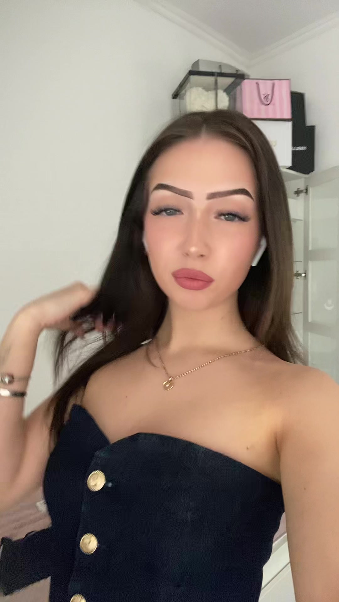 @👸🏼