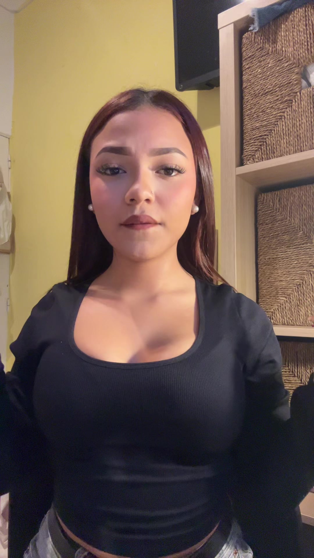 @𝓐𝓵𝓵𝓲𝓼𝓸𝓷