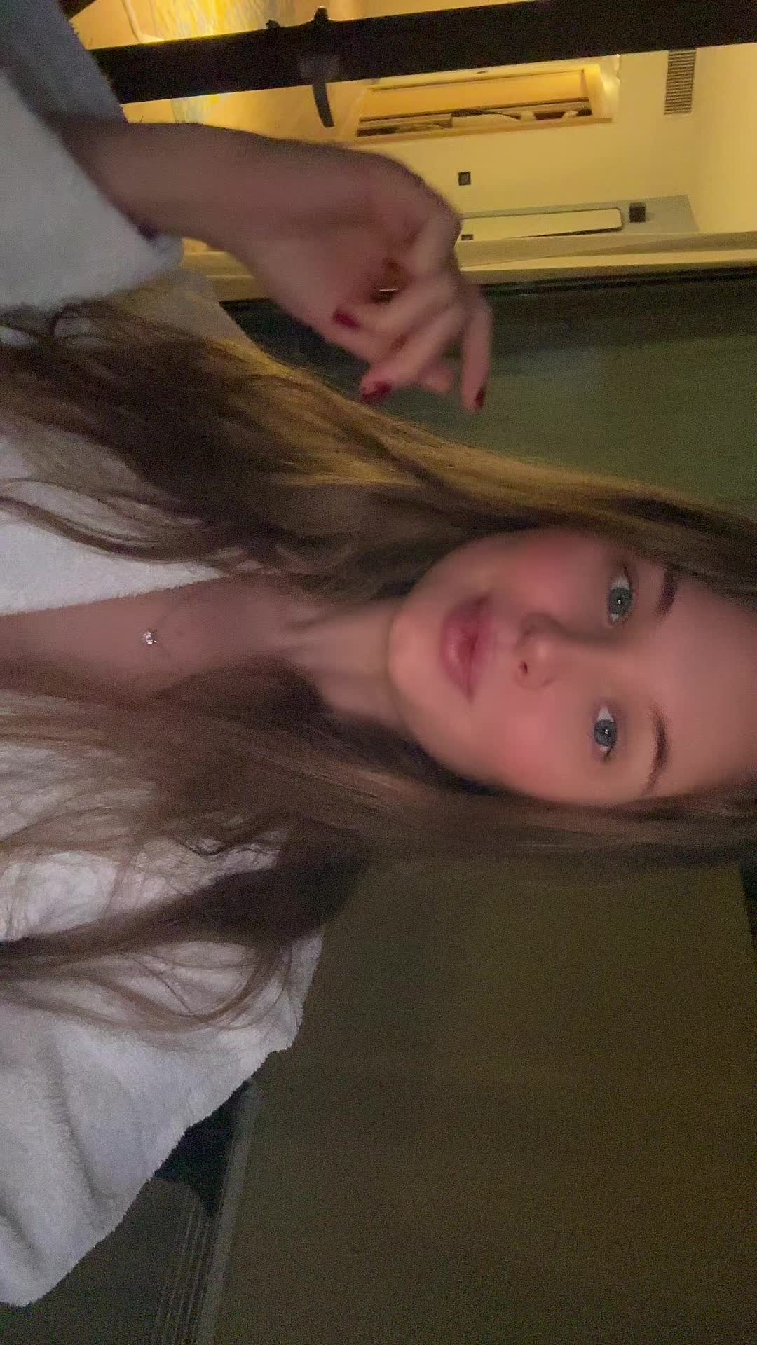 @aliceeeias