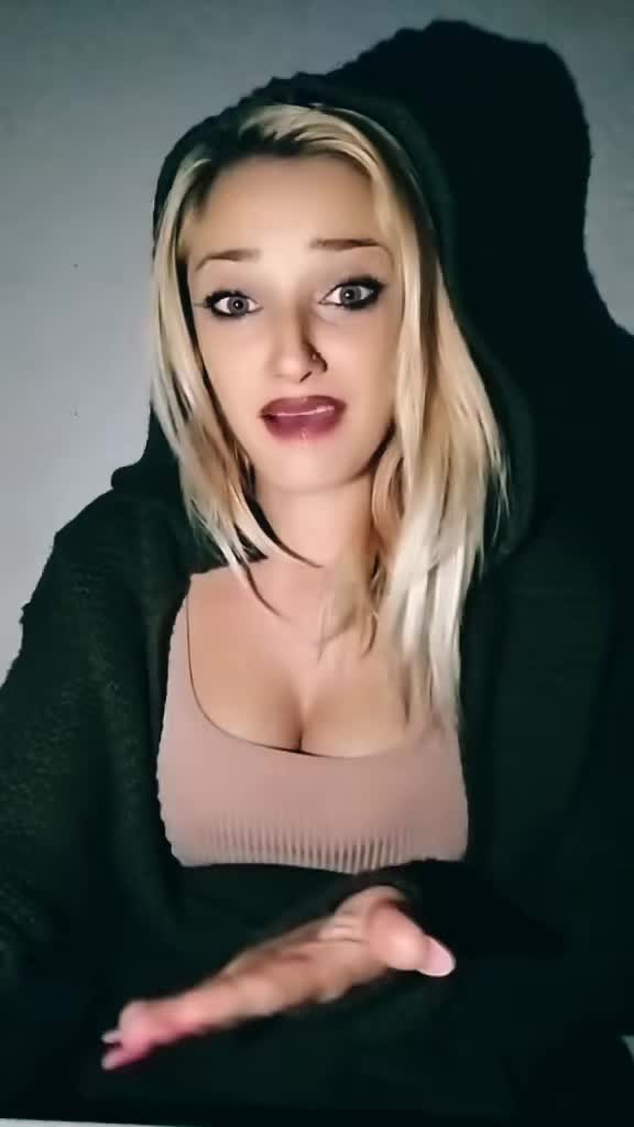 @👑Meri Meri123👑