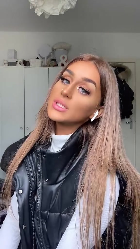 @Goddess Bella👸🏻