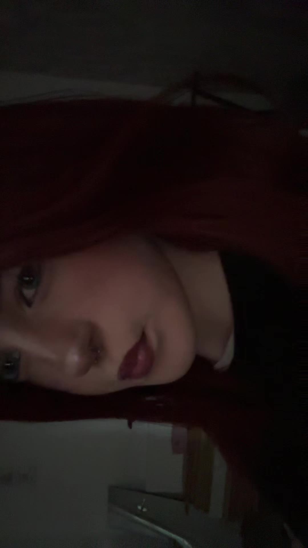 @ellie👩🏽&zwj;❤️&zwj;💋&zwj;👩🏽