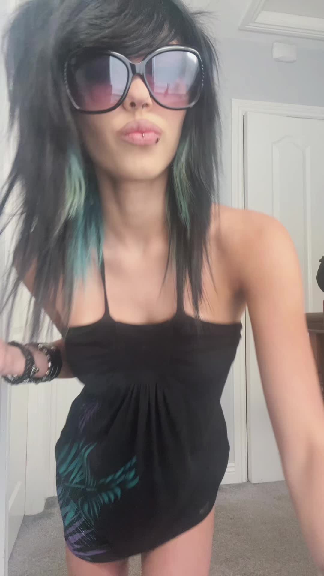 @ㅤㅤㅤ
