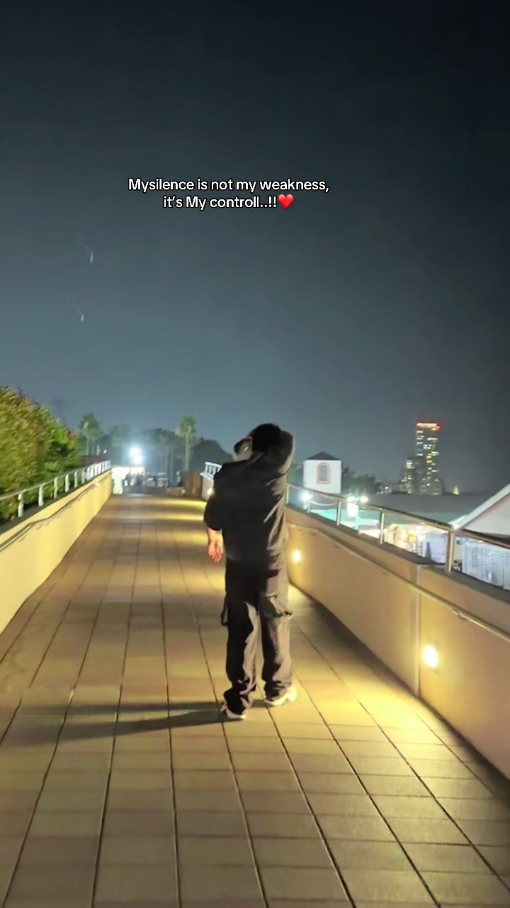 @𝐌𝐫_𝐘𝐚𝐝𝐚𝐯🕊️✨