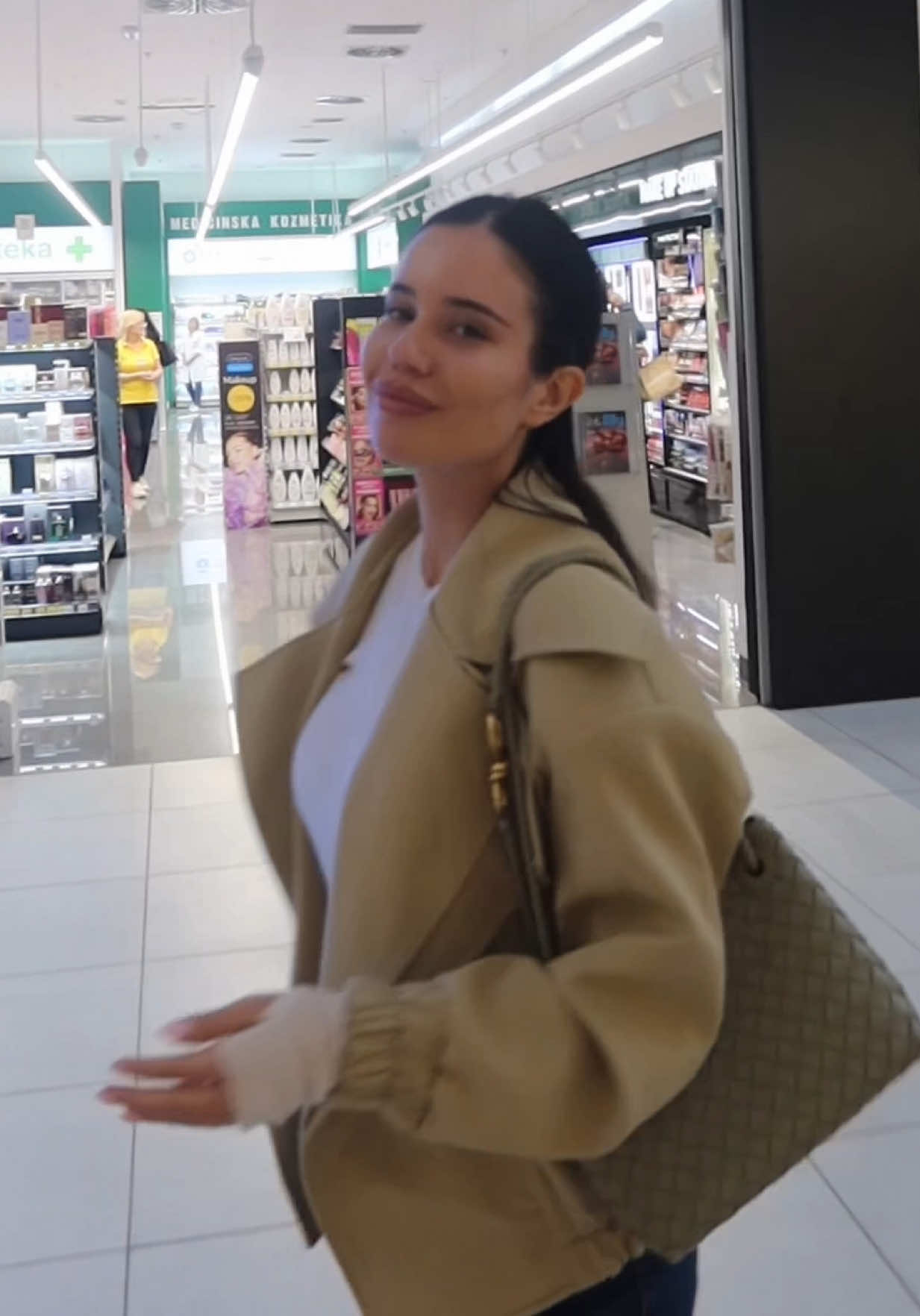 @Nadjaaast