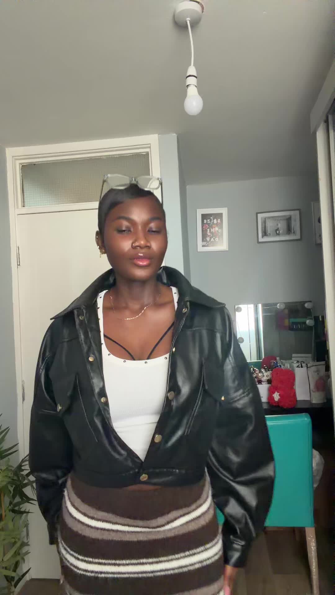 @gyal_like_mega