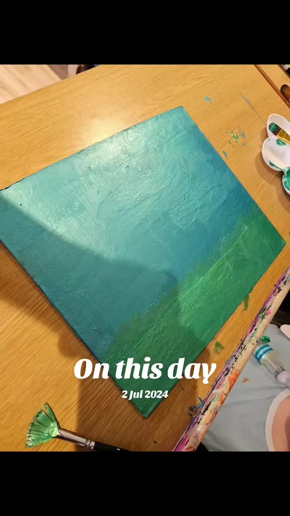 @@Chloe_mouth-painter-artist🎨
