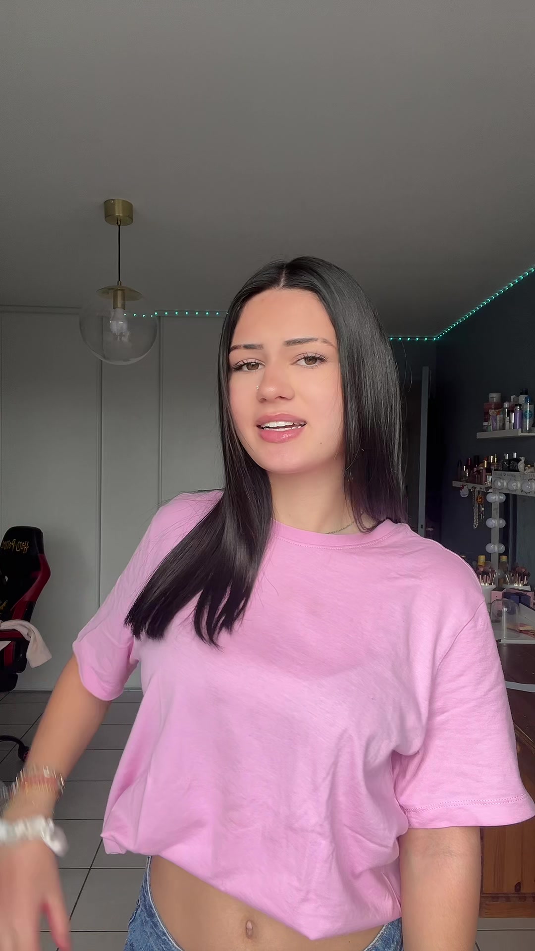 @1 fille 💁🏽&zwj;♀️