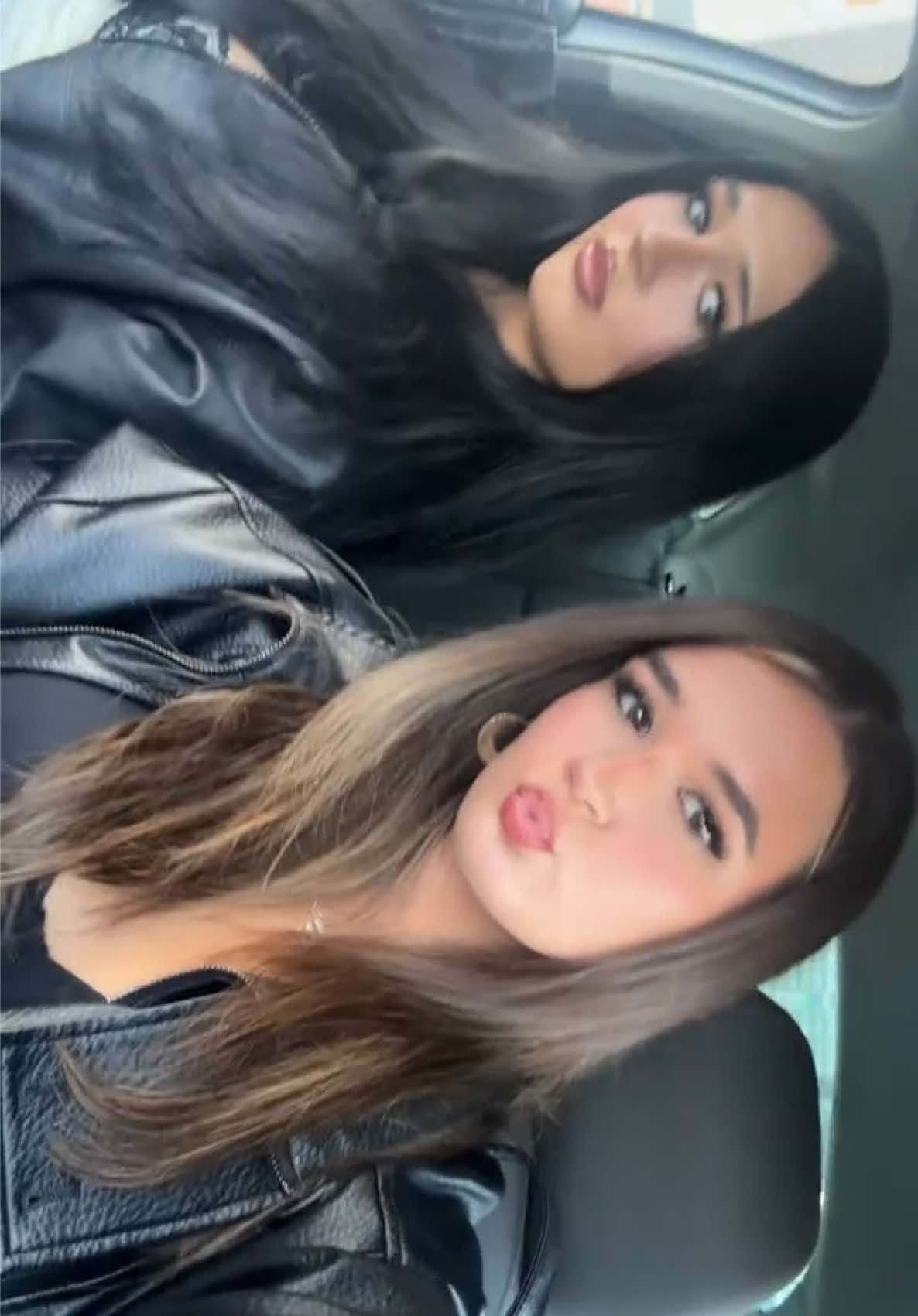 @Emili