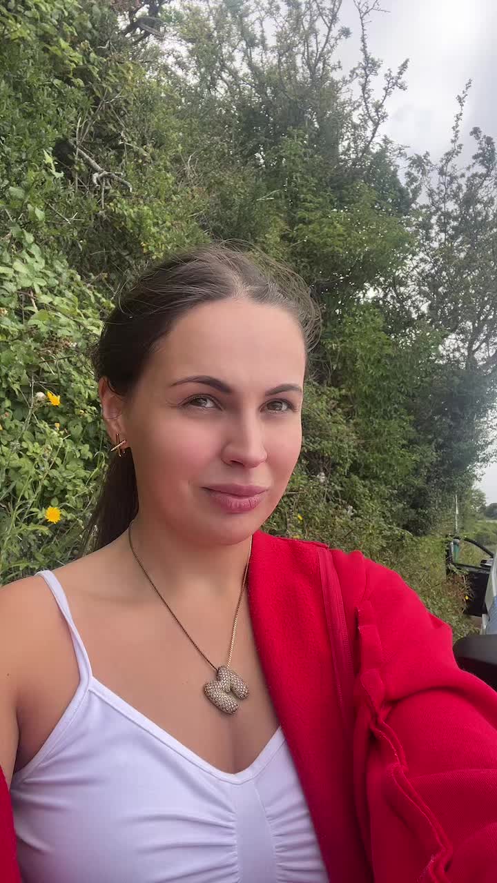 @xmollybaker