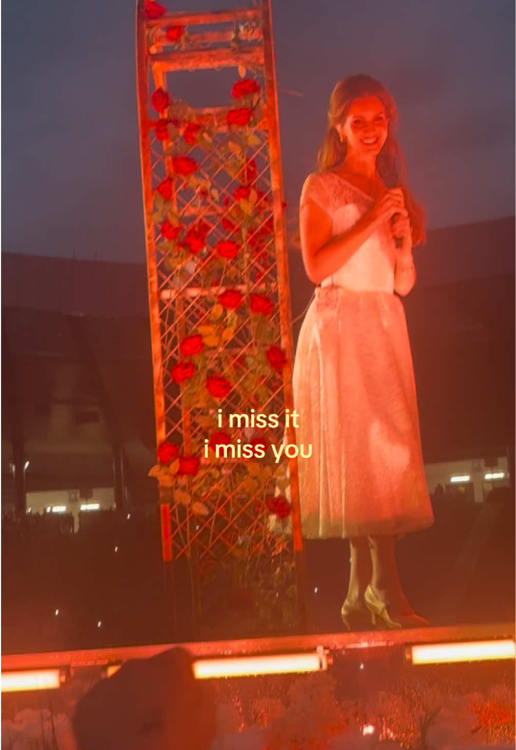 @𝓢𝓸𝓹𝓱𝓲𝓮 ♡