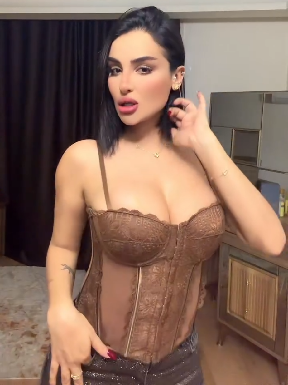 @🤍 modèles ❤️