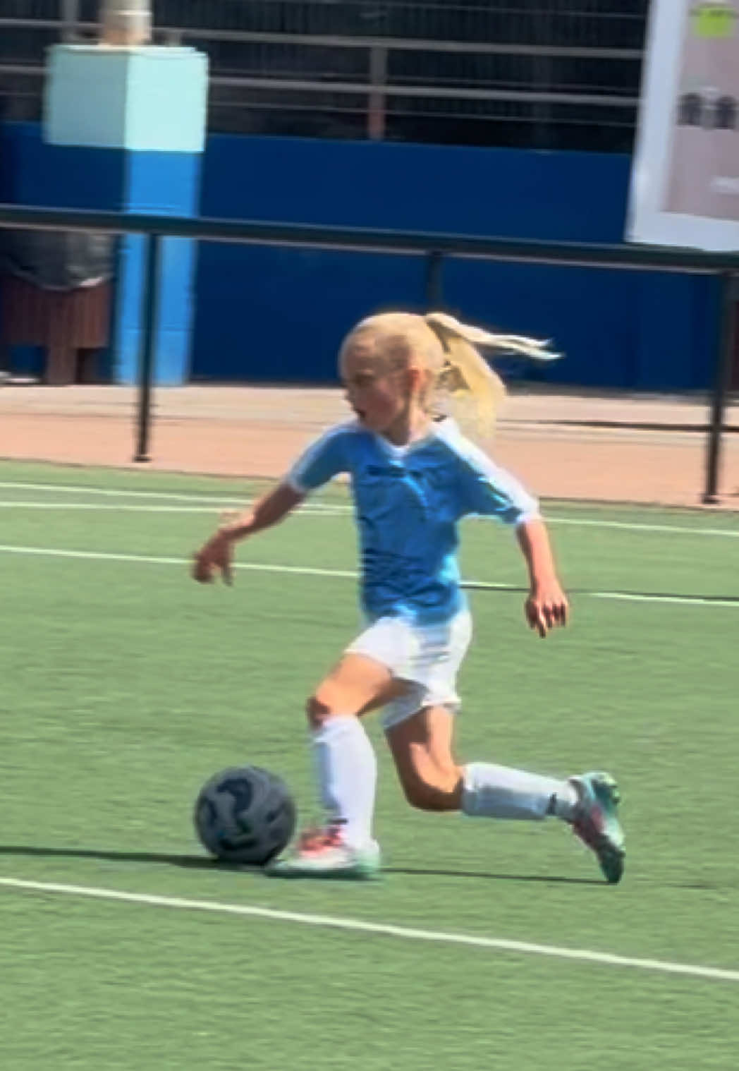 @Thea & Juni ⚽️🏃🏼&zwj;♀️&zwj;➡️
