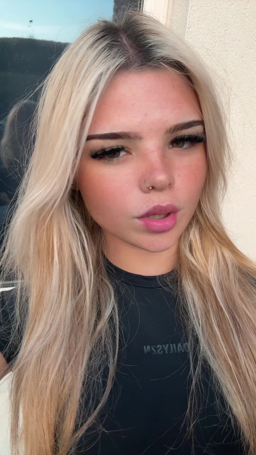 @lianaboland😶&zwj;🌫️