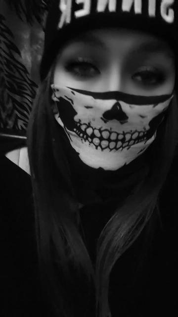@Raven🖤
