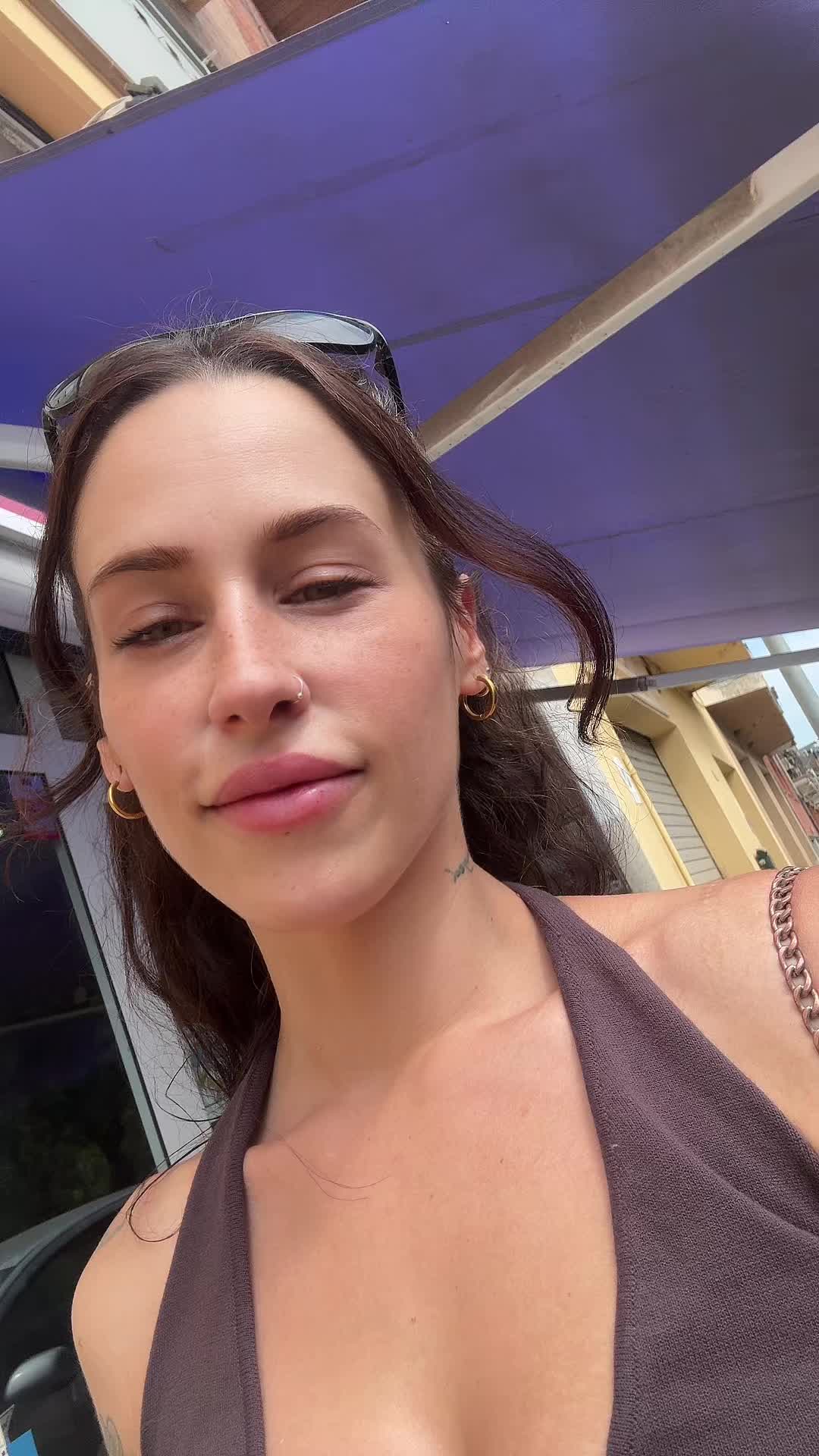@laphlores_