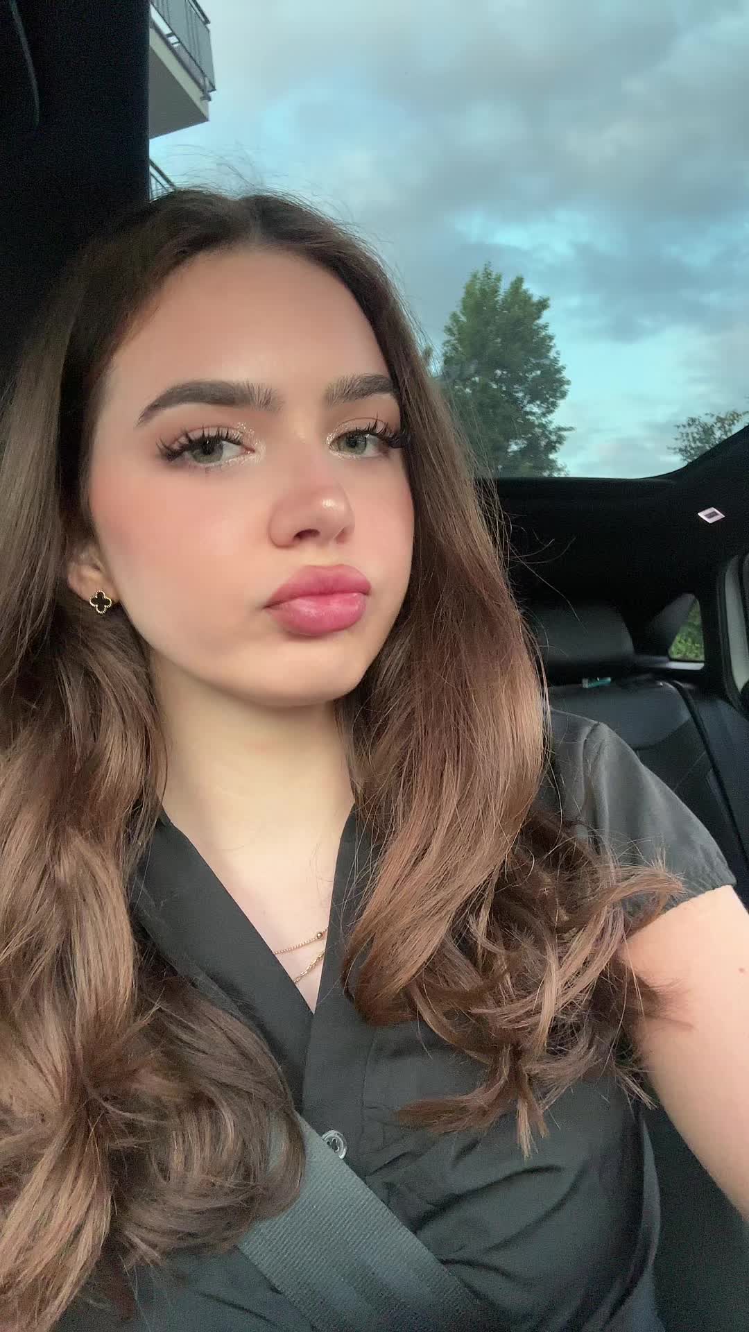 @Laura