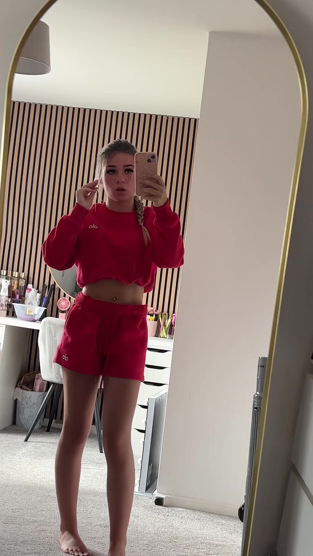 @eloise⚜️🪩🍒