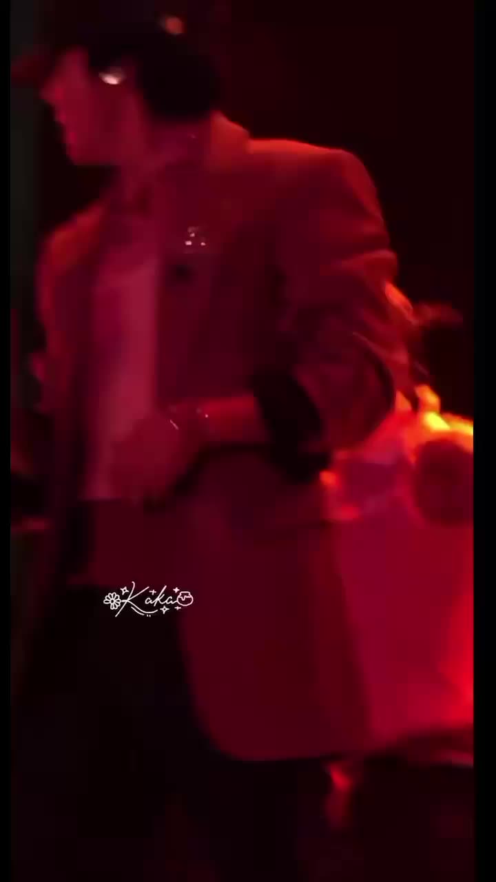 @jiyong my first love love ya