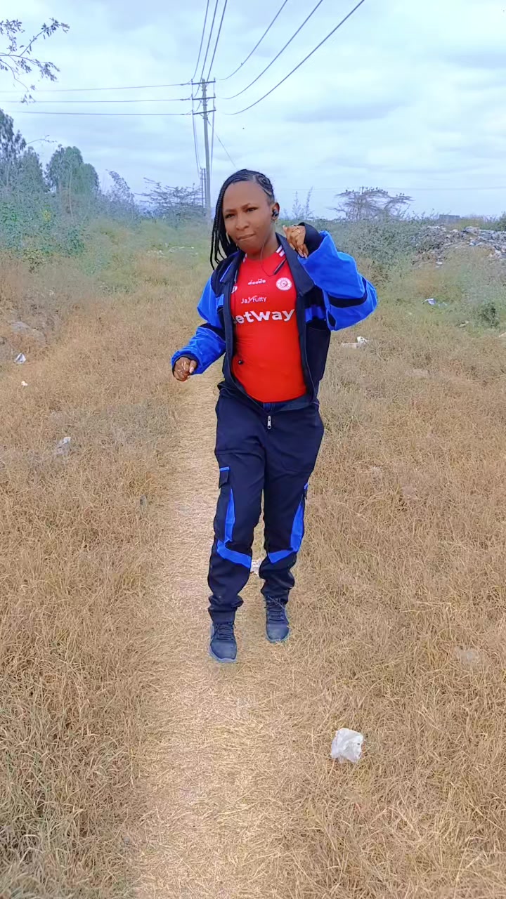 @Gathoni Emma Lyz♥️
