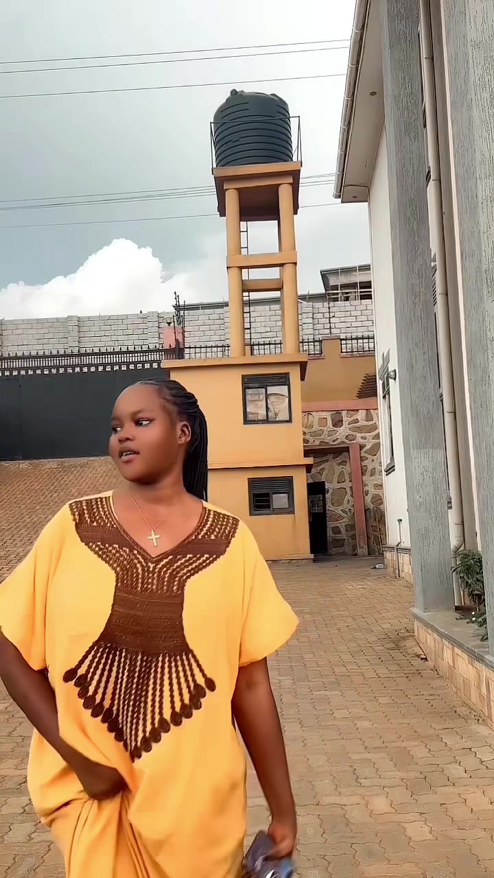 @𝐓𝐚𝐫𝐚 🎀