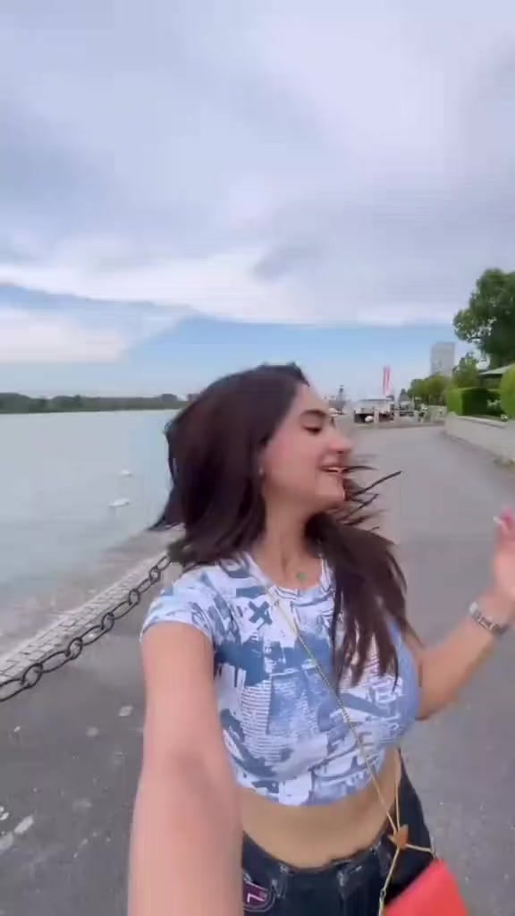 @Anushka Bollywood