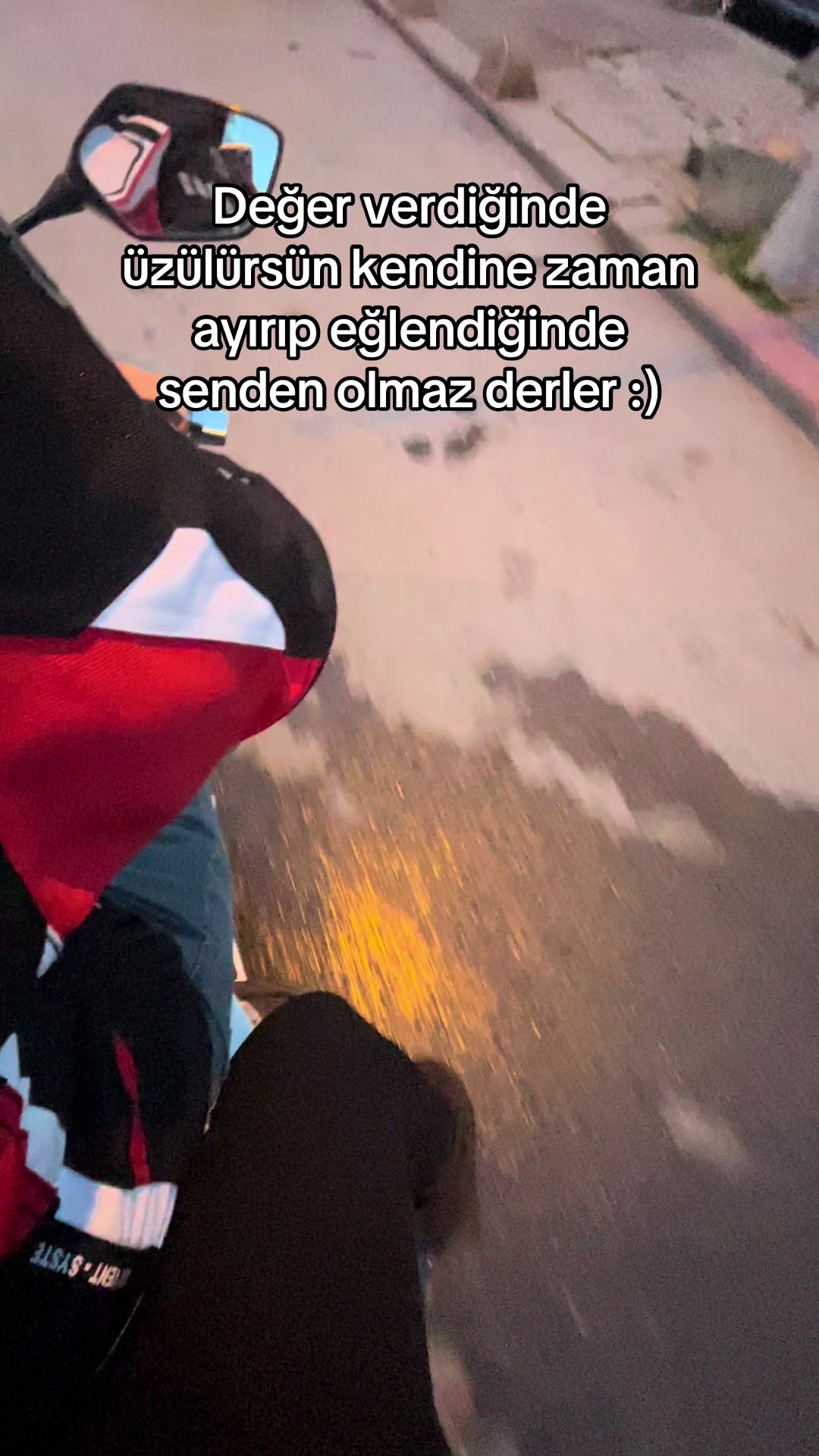 @Açelya Çarkçı