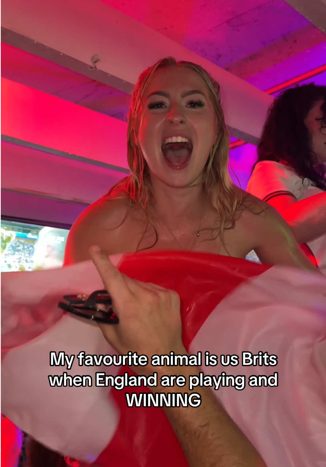 @astridwett
