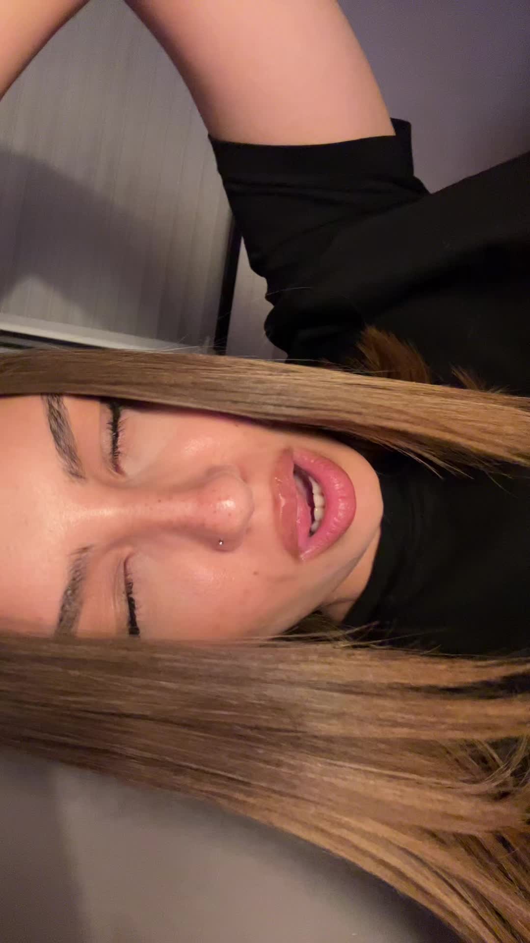 @dilvoi.chrisi
