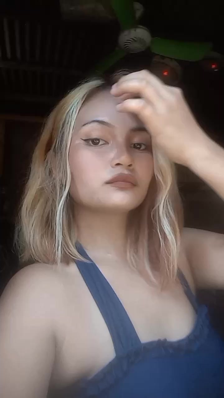 @Mae..