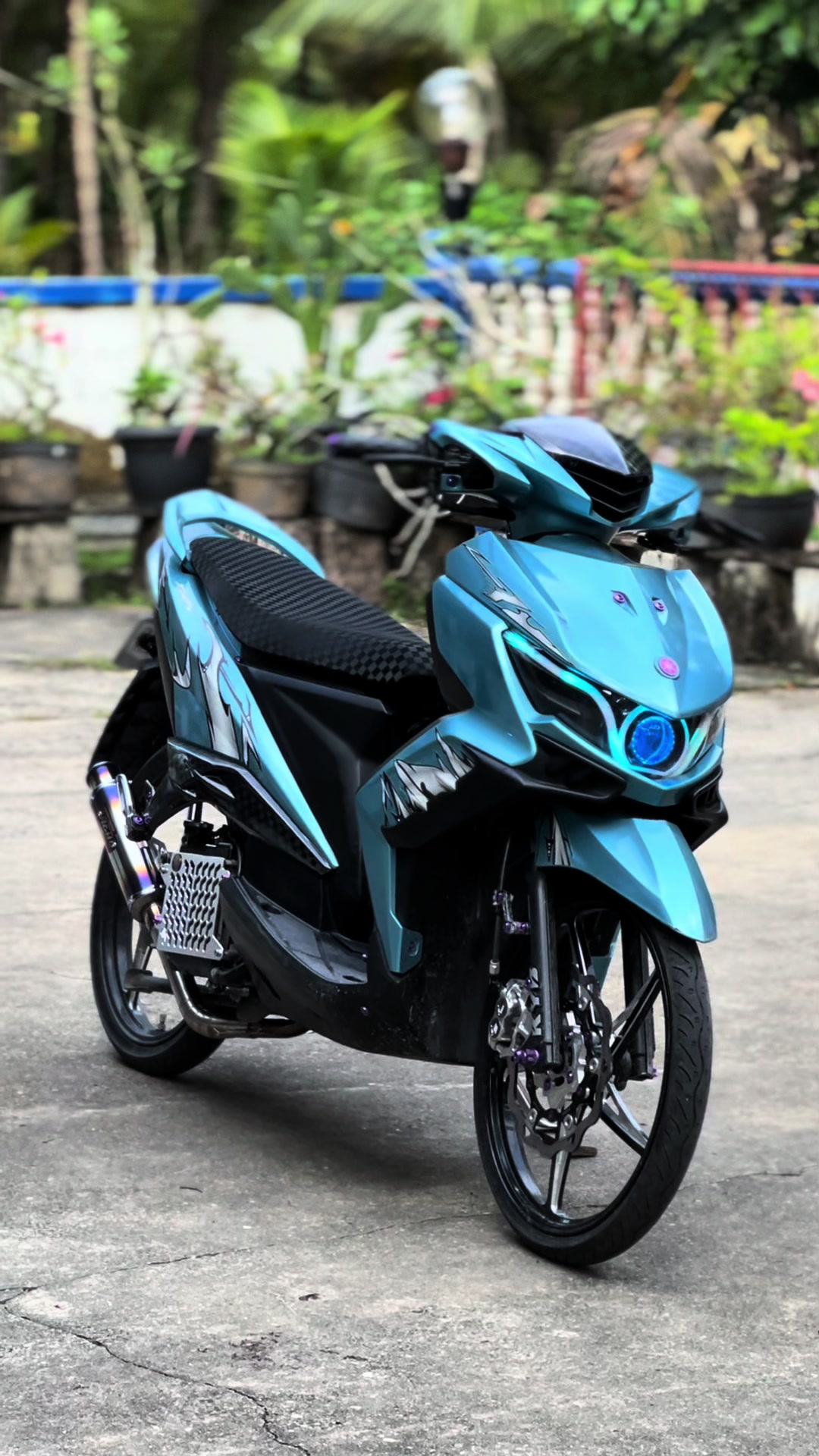 @Xenzy🇻🇳