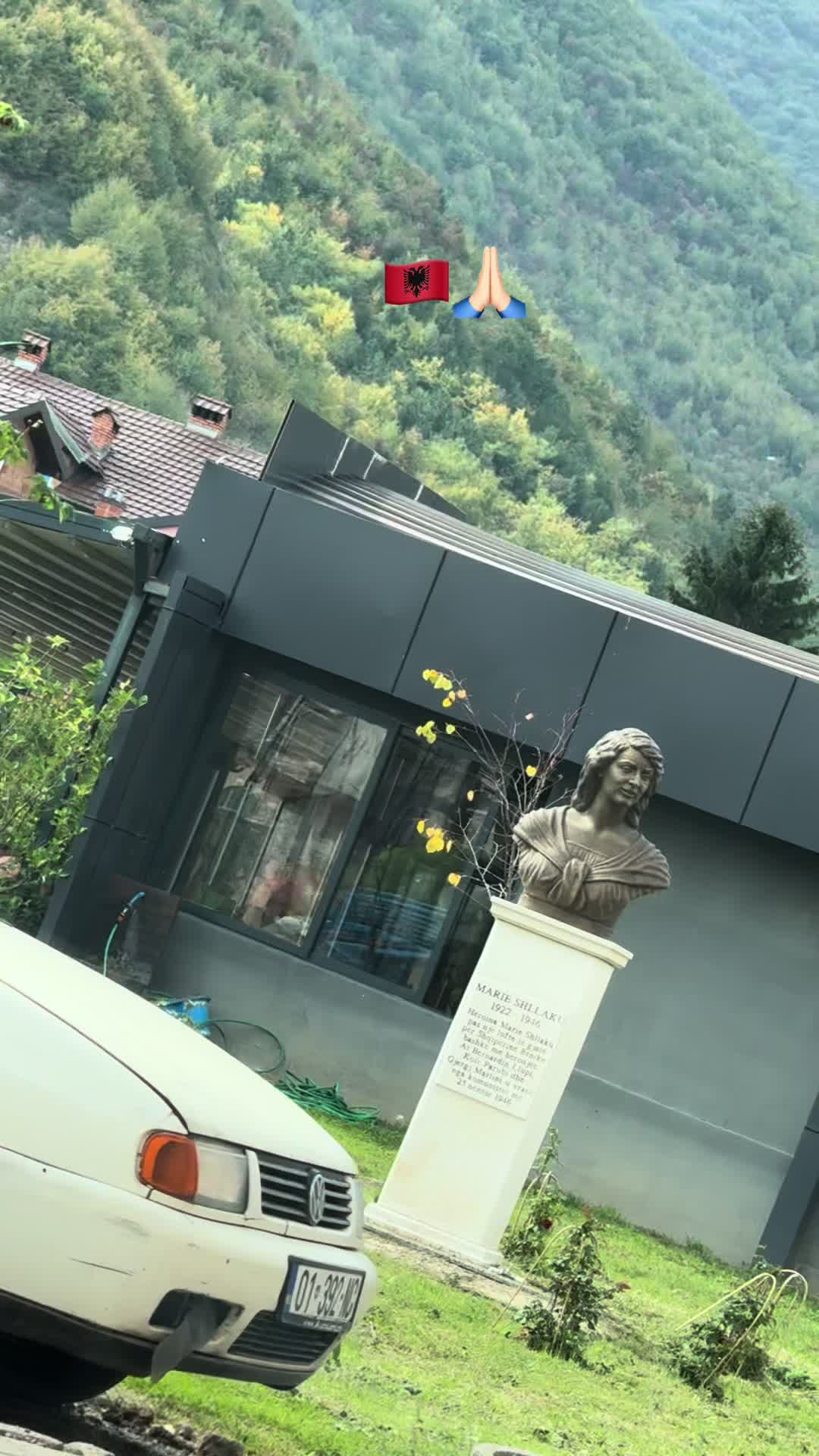 @EMI❤️🦋🇦🇱🇩🇪