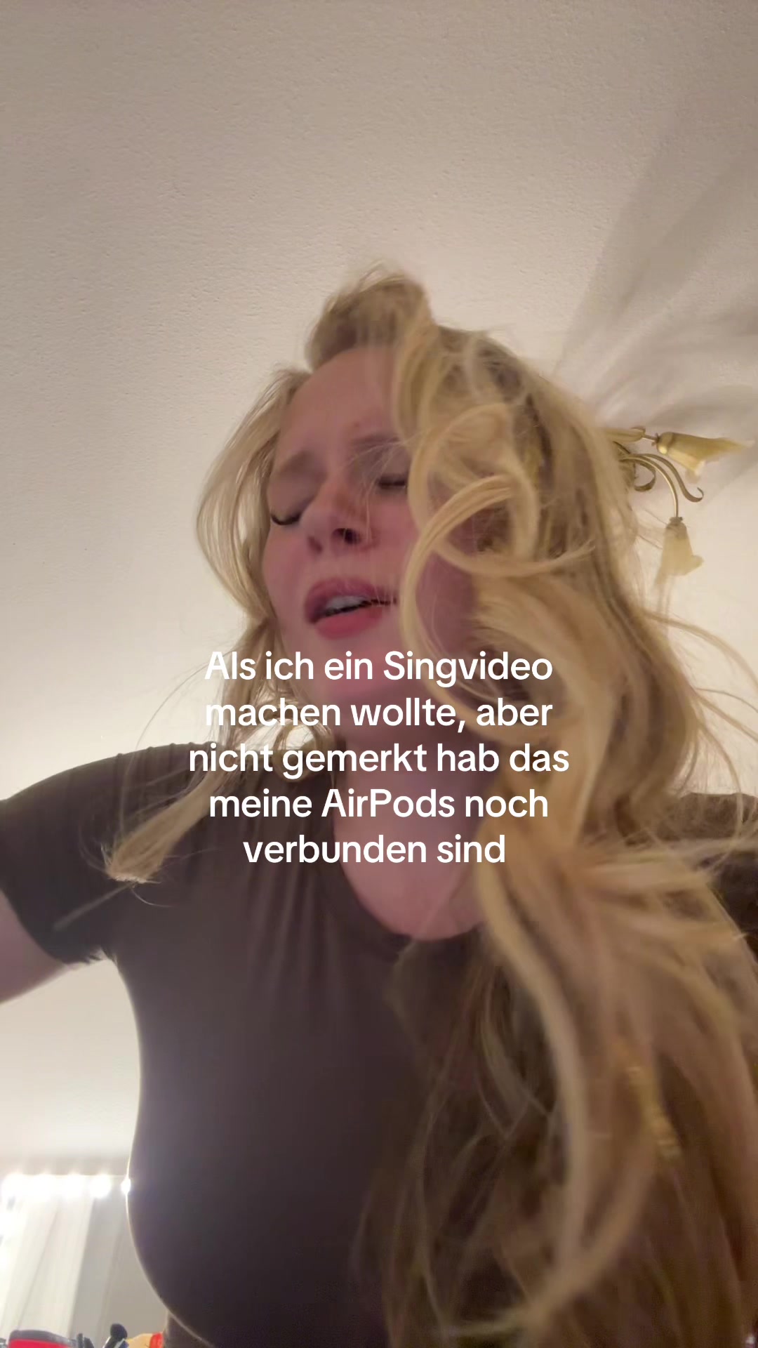 @nicole