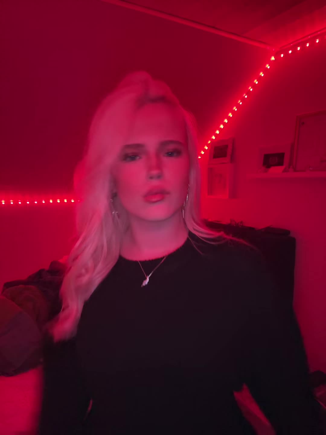 @ℰ𝓁𝓁ℯ𝓃🤍
