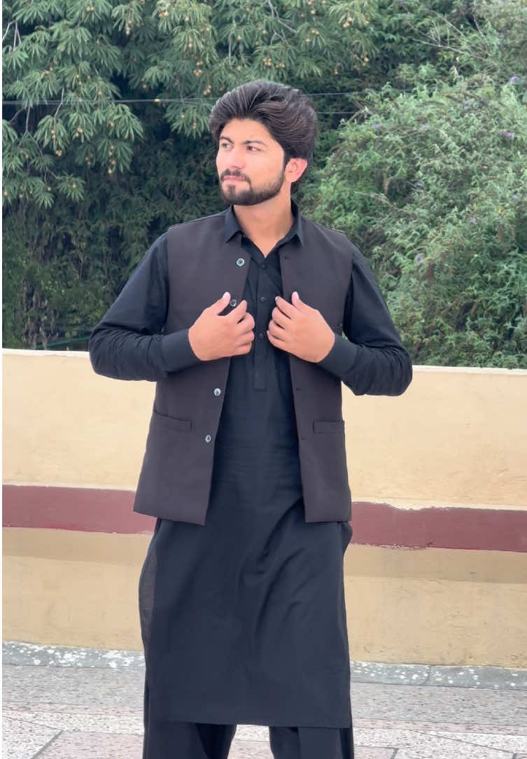 @JaMaaL KhaN Niazi (یاری خیل)