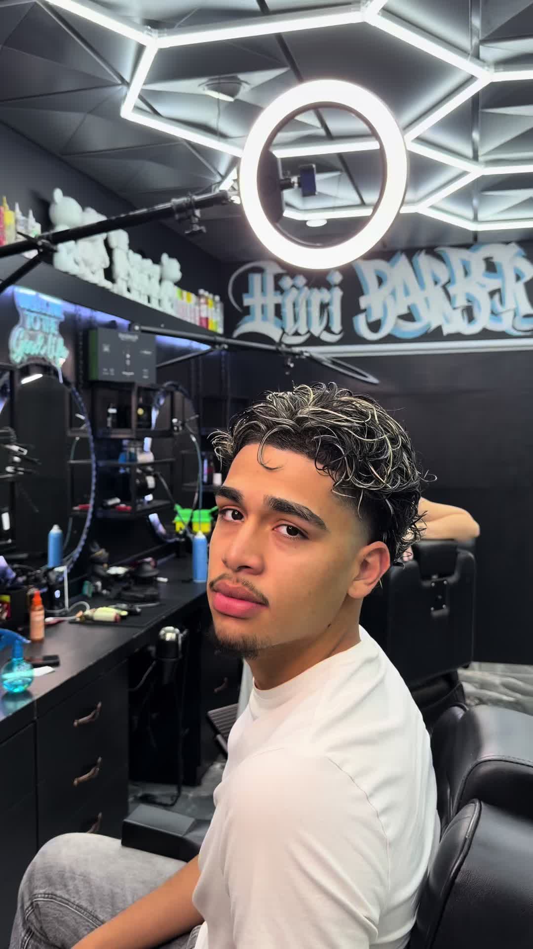 @Züri Barber and Beauty