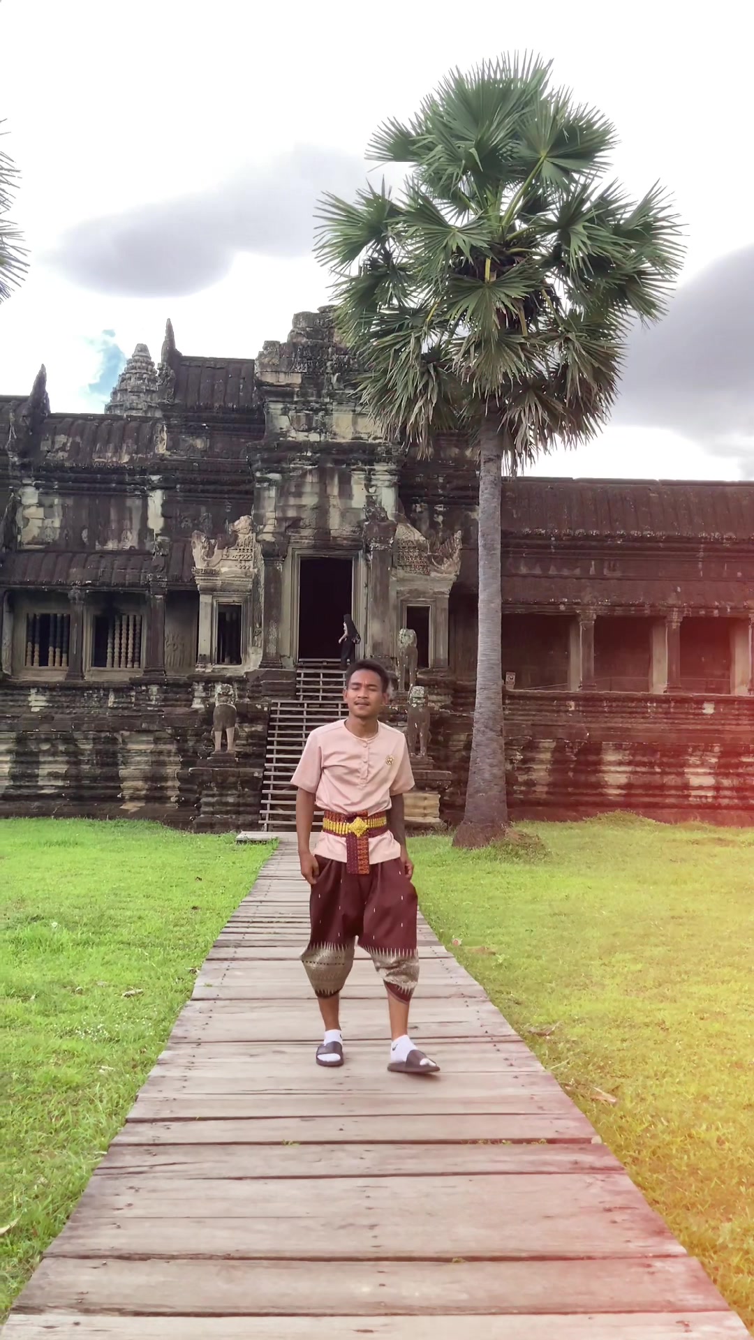 @មេត៚រតនា
