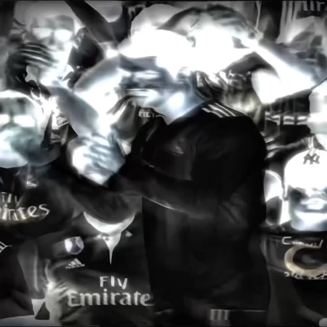 @𝐈&rsquo;𝐚𝐦 𝐛𝐞𝐫𝐨𝐱