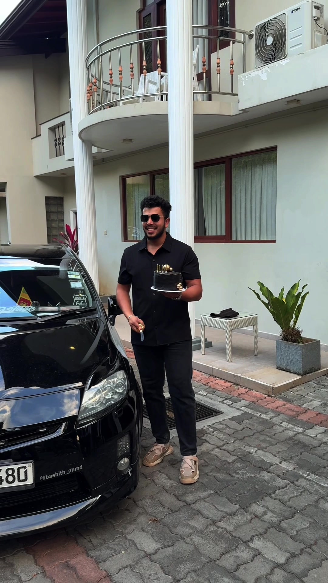 @Bashith - Mr Black 🇱🇰🖤