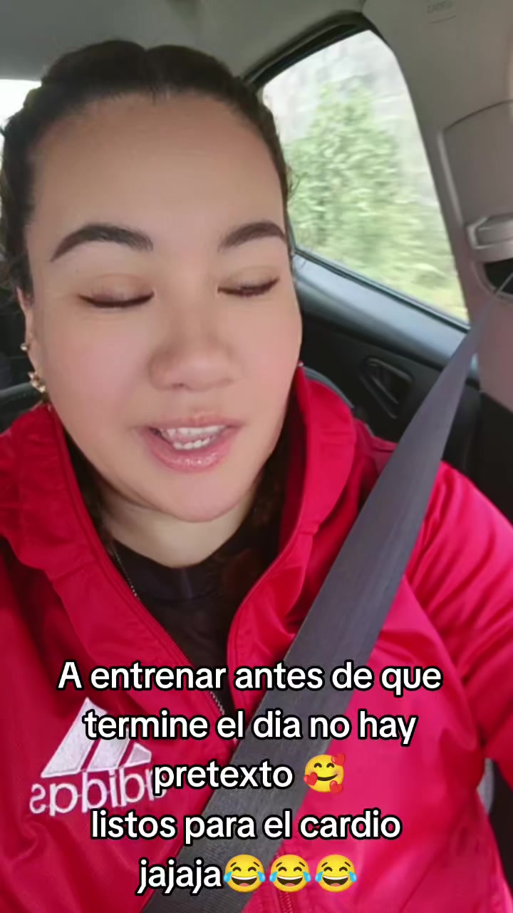 @Leya Ana Sámano
