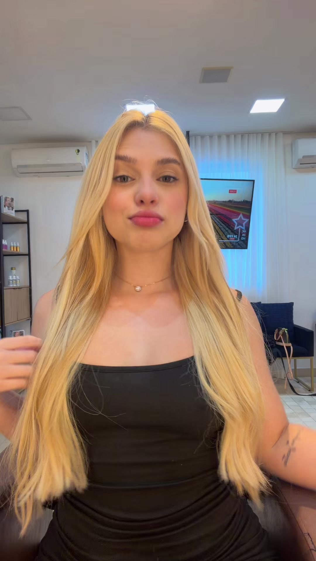 @Izabella Faria🎀
