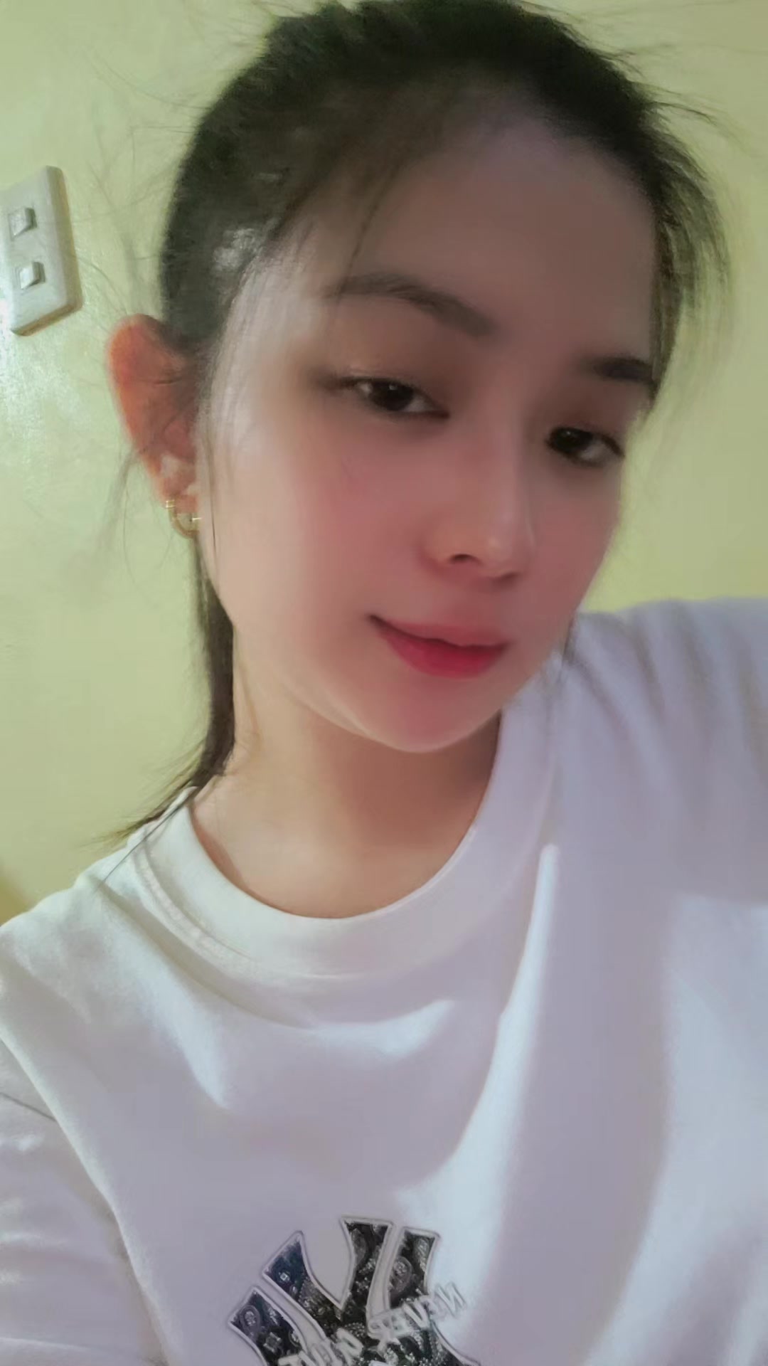 @anj