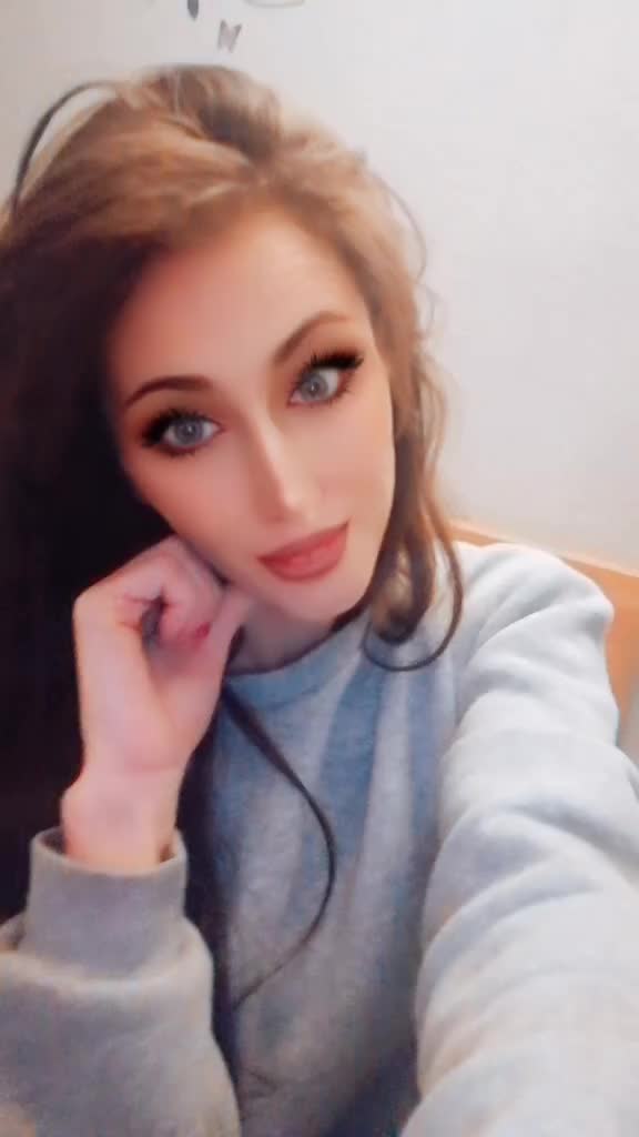 @Becca ✌️💕
