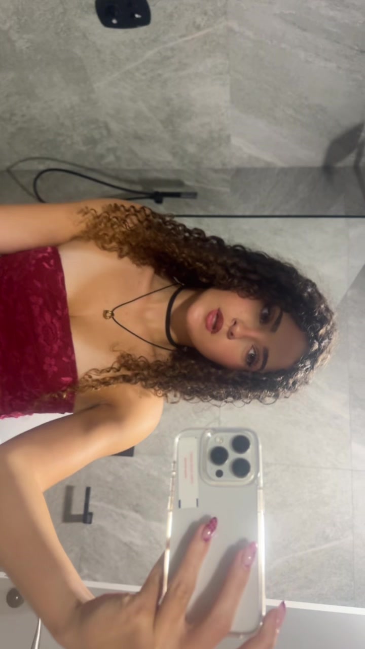 @oliivia