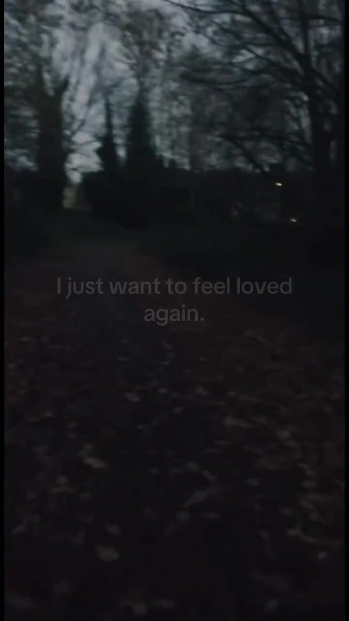 @⃟