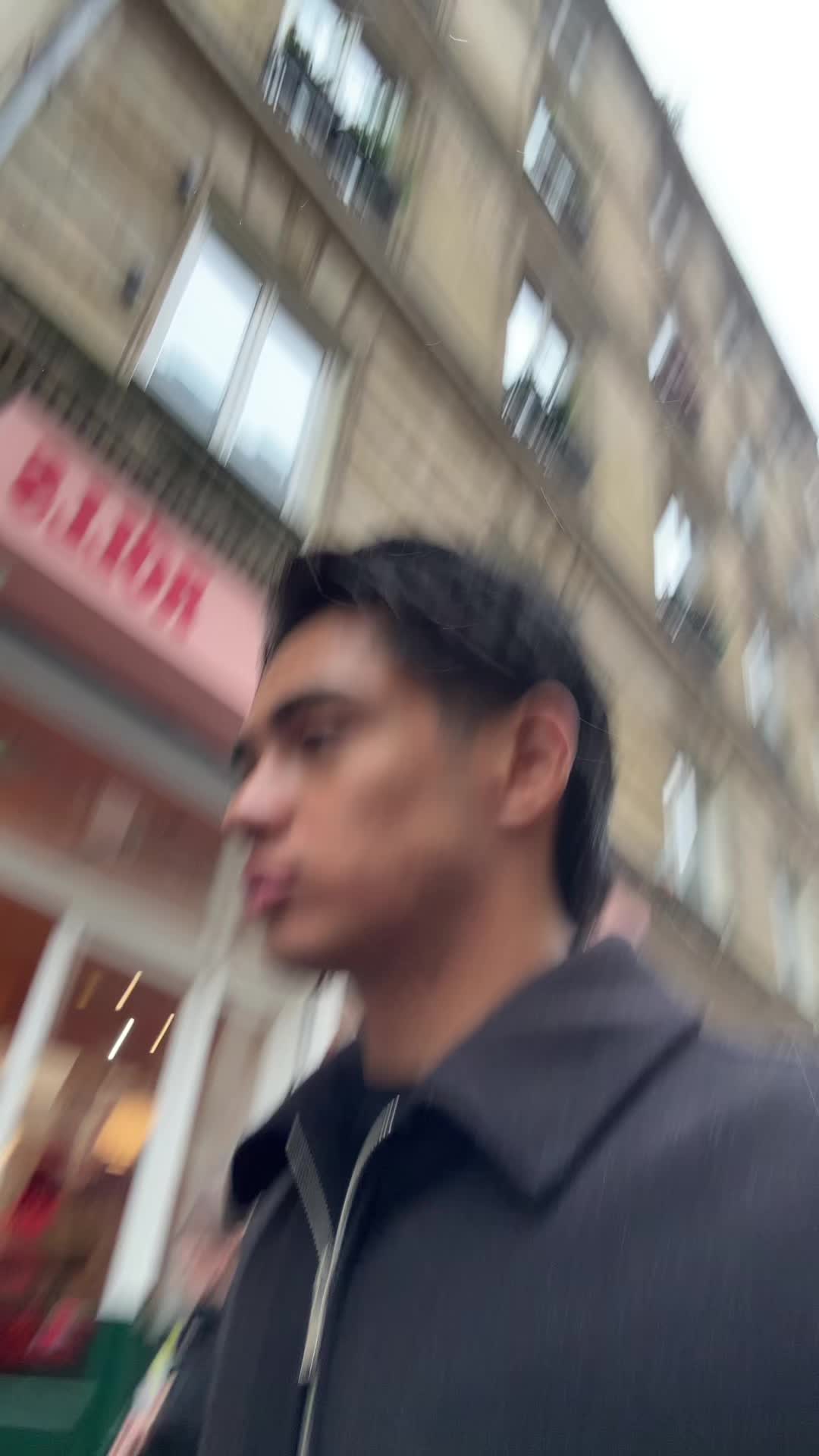 @Fan.
