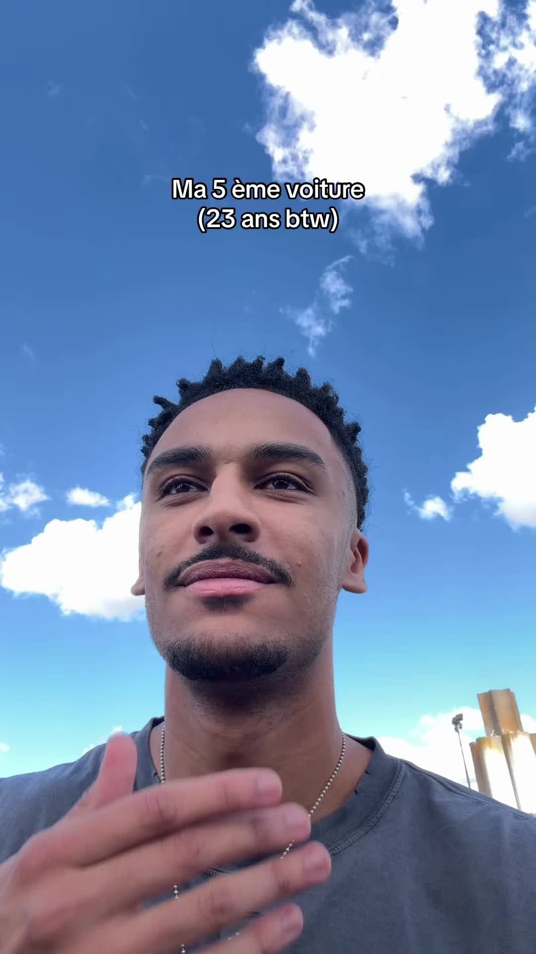 @Kéo